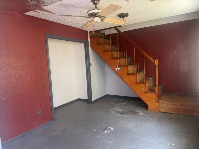 9911 Bayou Woods Drive, Baytown, TX 77521