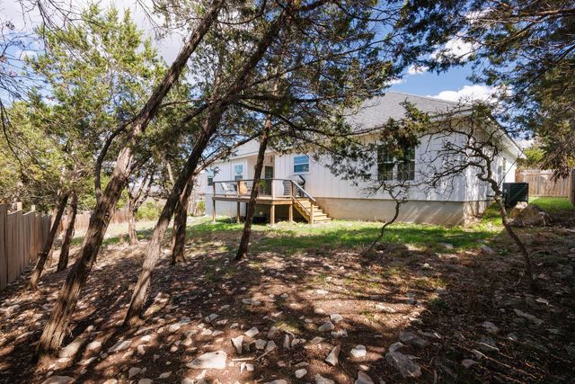 8 Butterfly ST, Wimberley, TX 78676