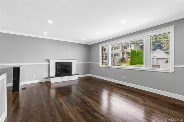 85 Franklin Avenue 1, Harrison, NY 10528