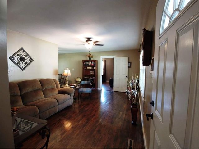 1517 Cave Spring SW Road, Rome, GA 30161