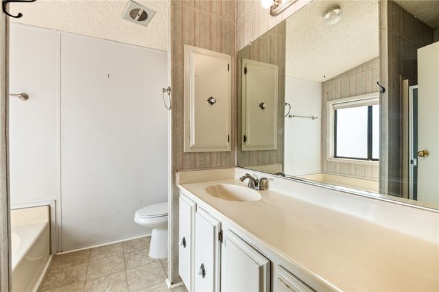 3277 N Kelvin Road, Golden Valley, AZ 86413