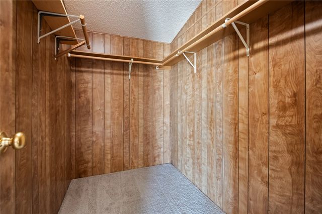 3277 N Kelvin Road, Golden Valley, AZ 86413