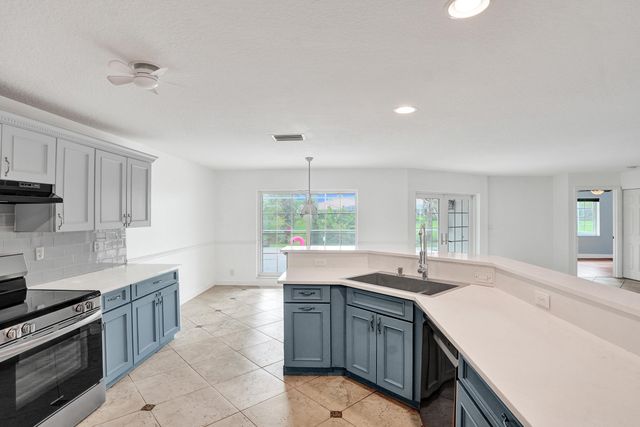 9352 Cascade Court, Boynton Beach, FL 33437