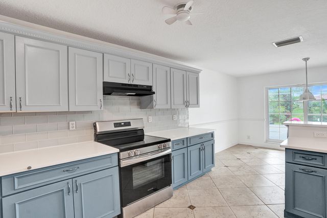 9352 Cascade Court, Boynton Beach, FL 33437