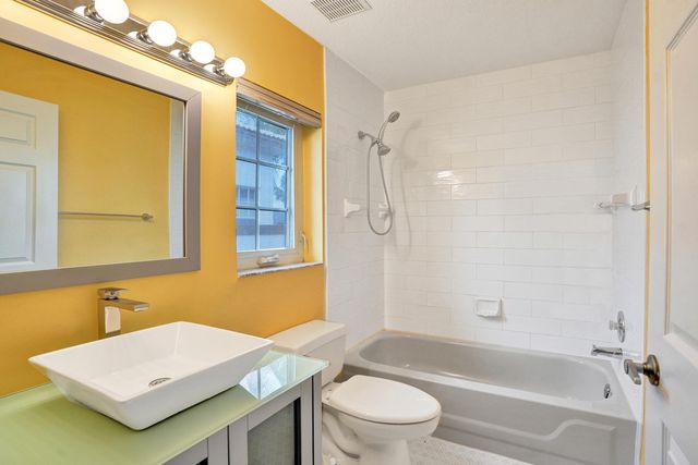 9352 Cascade Court, Boynton Beach, FL 33437