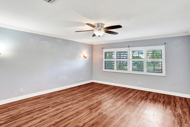 9352 Cascade Court, Boynton Beach, FL 33437