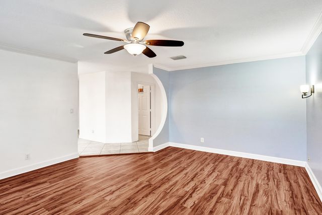 9352 Cascade Court, Boynton Beach, FL 33437