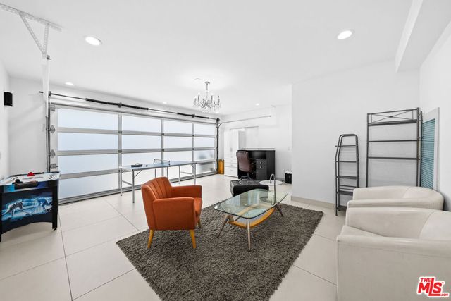 355 S Sycamore Avenue, Los Angeles, CA 90036