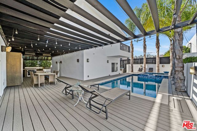 355 S Sycamore Avenue, Los Angeles, CA 90036