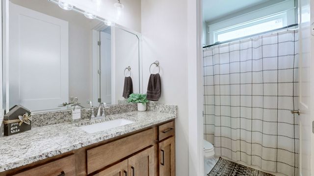 257 Hutch Ct, Gallatin, TN 37066