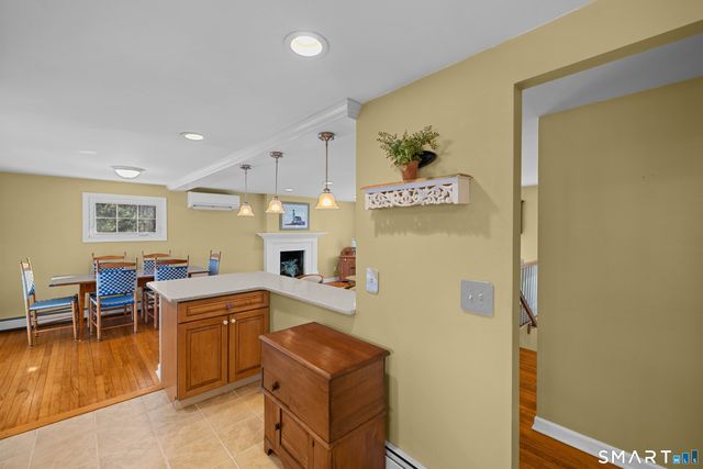 10 Marion Drive, East Lyme, CT 06333