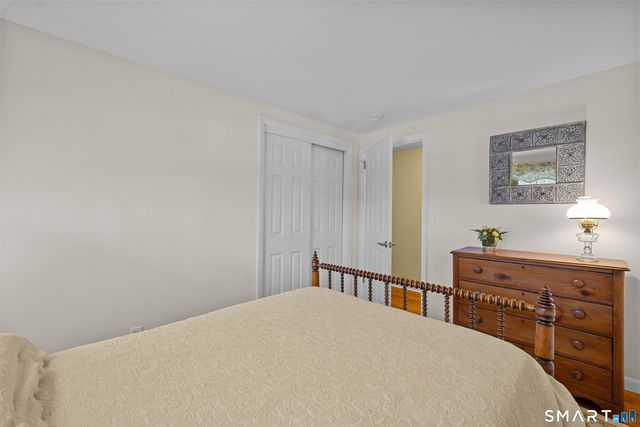 10 Marion Drive, East Lyme, CT 06333