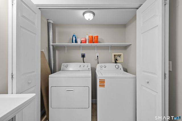 10 Marion Drive, East Lyme, CT 06333