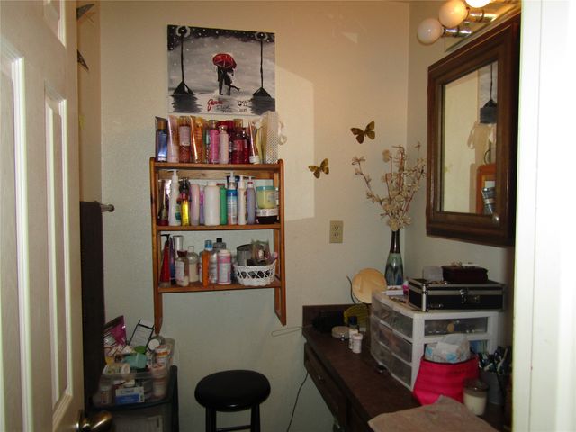 109 E Drane Avenue, Corsicana, TX 75110