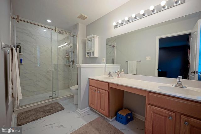 36 CROWS NEST CT, Mount Laurel, NJ 08054