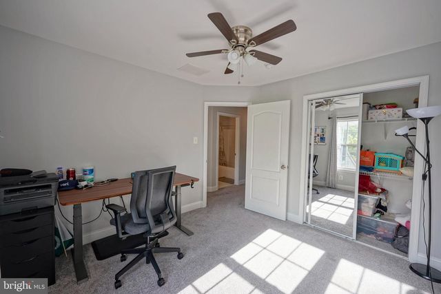 36 CROWS NEST CT, Mount Laurel, NJ 08054