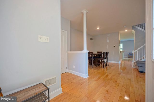 36 CROWS NEST CT, Mount Laurel, NJ 08054