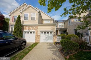 36 CROWS NEST CT, Mount Laurel, NJ 08054