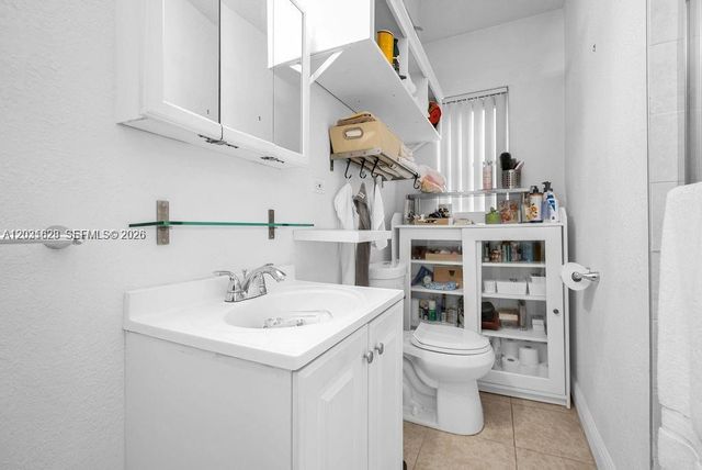 600 NW 34th Avenue, Miami, FL 33125