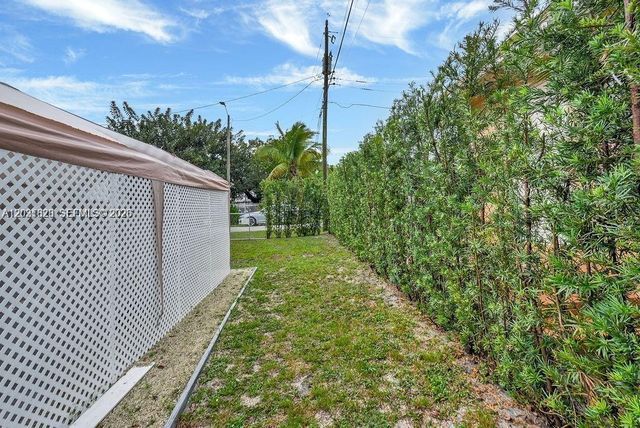 600 NW 34th Avenue, Miami, FL 33125