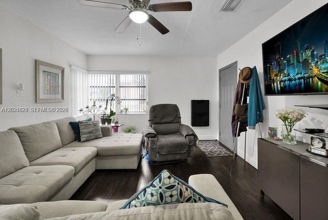 600 NW 34th Avenue, Miami, FL 33125