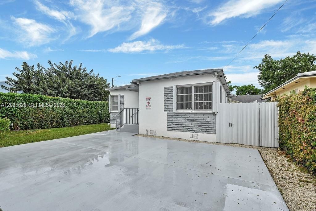 600 NW 34th Avenue, Miami, FL 33125