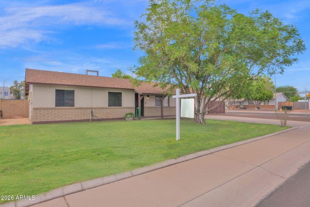 12036 N 41ST Drive, Phoenix, AZ 85029