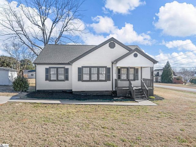 129 Spring Street, Reidville, SC 29375