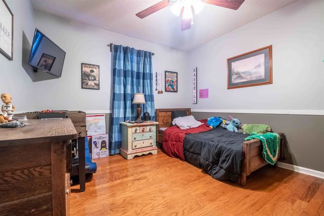 9156 GAINSBOROUGH DR, Lakeland, TN 38002