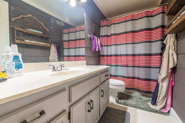 9156 GAINSBOROUGH DR, Lakeland, TN 38002