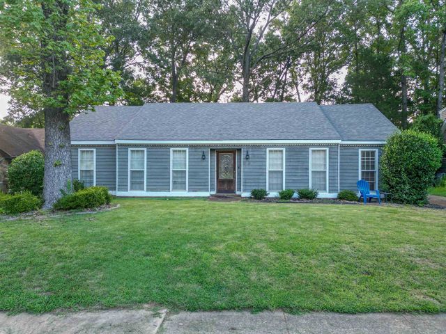 9156 GAINSBOROUGH DR, Lakeland, TN 38002