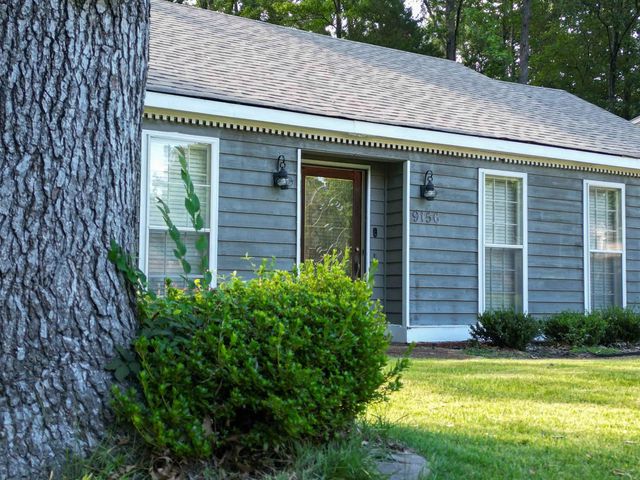 9156 GAINSBOROUGH DR, Lakeland, TN 38002