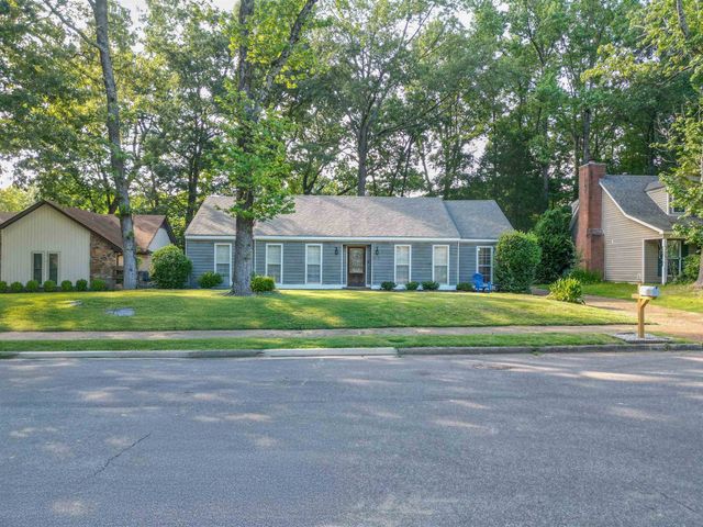 9156 GAINSBOROUGH DR, Lakeland, TN 38002