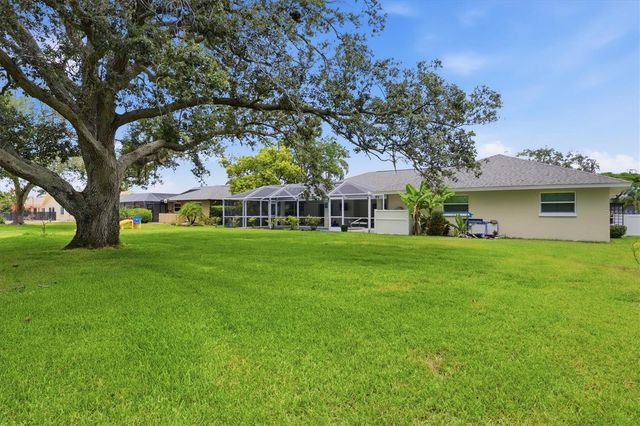 3900 TORREY PINES BOULEVARD, Sarasota, FL 34238
