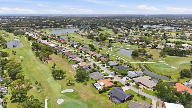 3900 TORREY PINES BOULEVARD, Sarasota, FL 34238