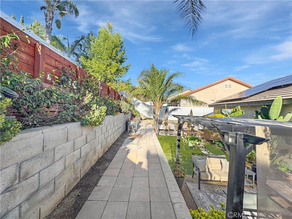 Image 23 of property listing at 39620 Bonaire, Murrieta, CA 92563