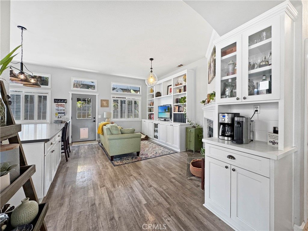 Image 7 of property listing at 39620 Bonaire, Murrieta, CA 92563