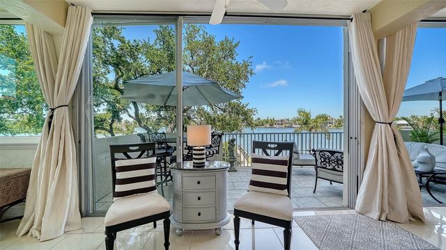 1355 S PORTOFINO DRIVE 103, Sarasota, FL 34242