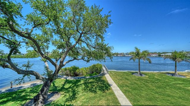 1355 S PORTOFINO DRIVE 103, Sarasota, FL 34242