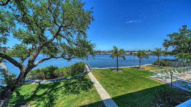 1355 S PORTOFINO DRIVE 103, Sarasota, FL 34242