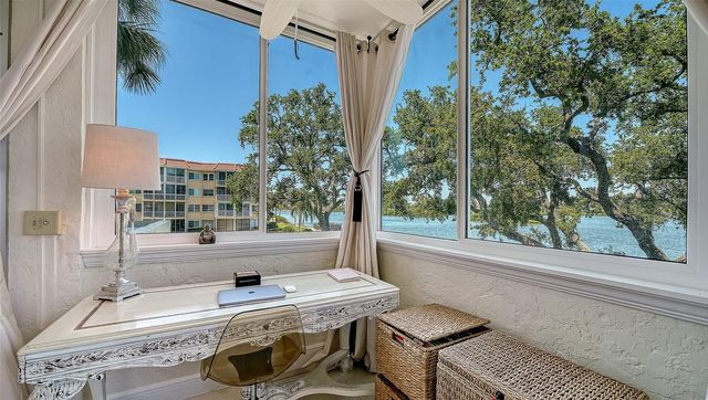 1355 S PORTOFINO DRIVE 103, Sarasota, FL 34242