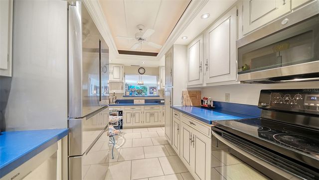 1355 S PORTOFINO DRIVE 103, Sarasota, FL 34242
