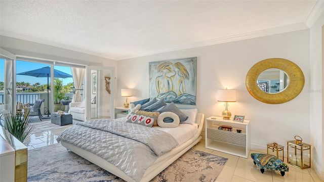 1355 S PORTOFINO DRIVE 103, Sarasota, FL 34242
