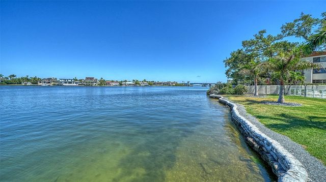 1355 S PORTOFINO DRIVE 103, Sarasota, FL 34242