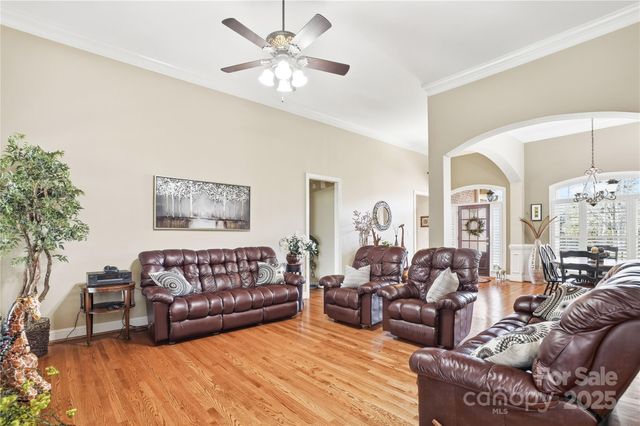 506 Ballymote Court, Matthews, NC 28104