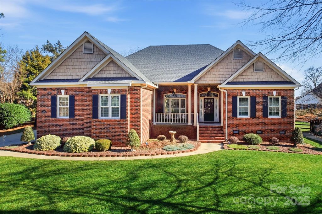 506 Ballymote Court, Matthews, NC 28104