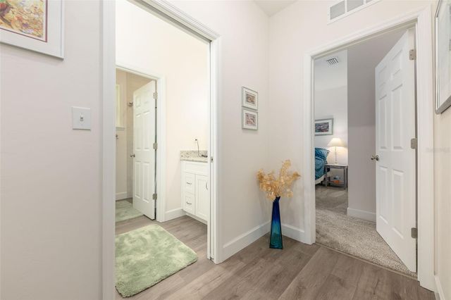 8180 NE 8TH PLACE, High Springs, FL 32643