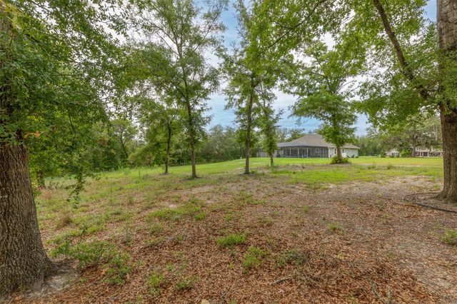 8180 NE 8TH PLACE, High Springs, FL 32643