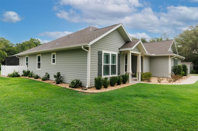 8180 NE 8TH PLACE, High Springs, FL 32643