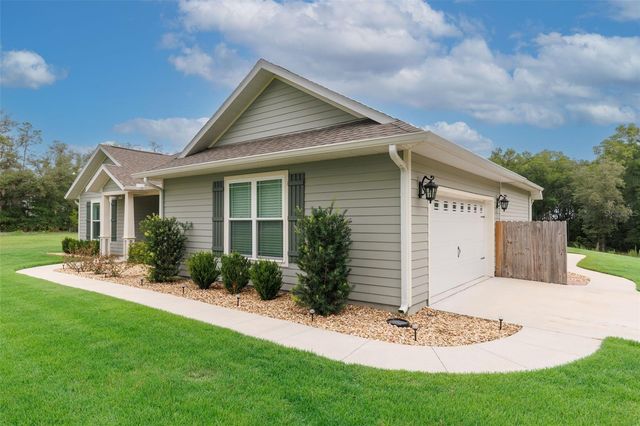 8180 NE 8TH PLACE, High Springs, FL 32643